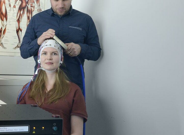 Real-time EEG Enables New Applications for Medical Research and Technology